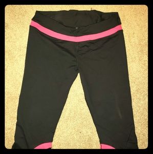 LuLulemon Cropped Leggings Size 12